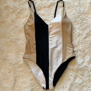 Elegant Black and Cream Striped Swim Suit Sz L